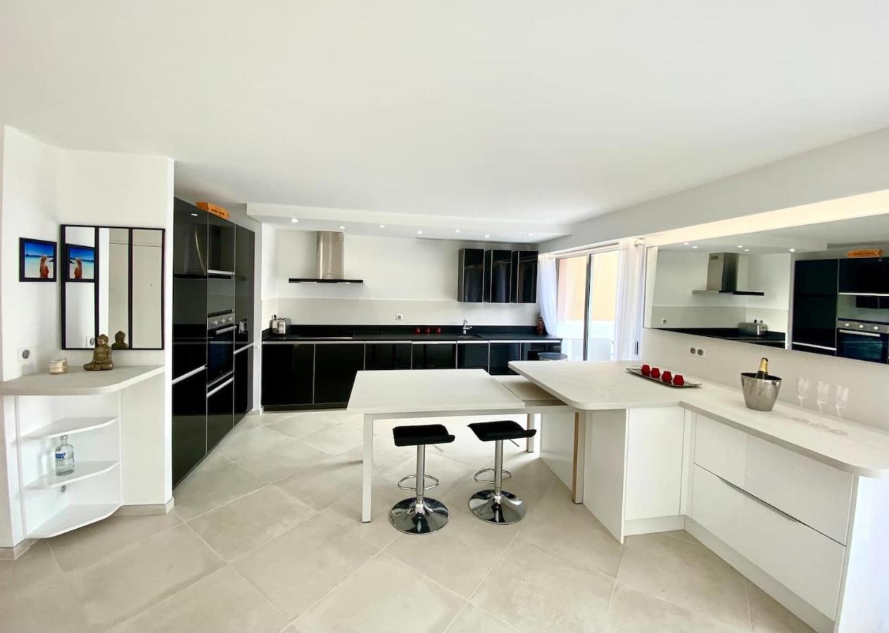Appartement Luxe - 3 pièces avec vue mer, piscine et tennis Nice Extérieur photo