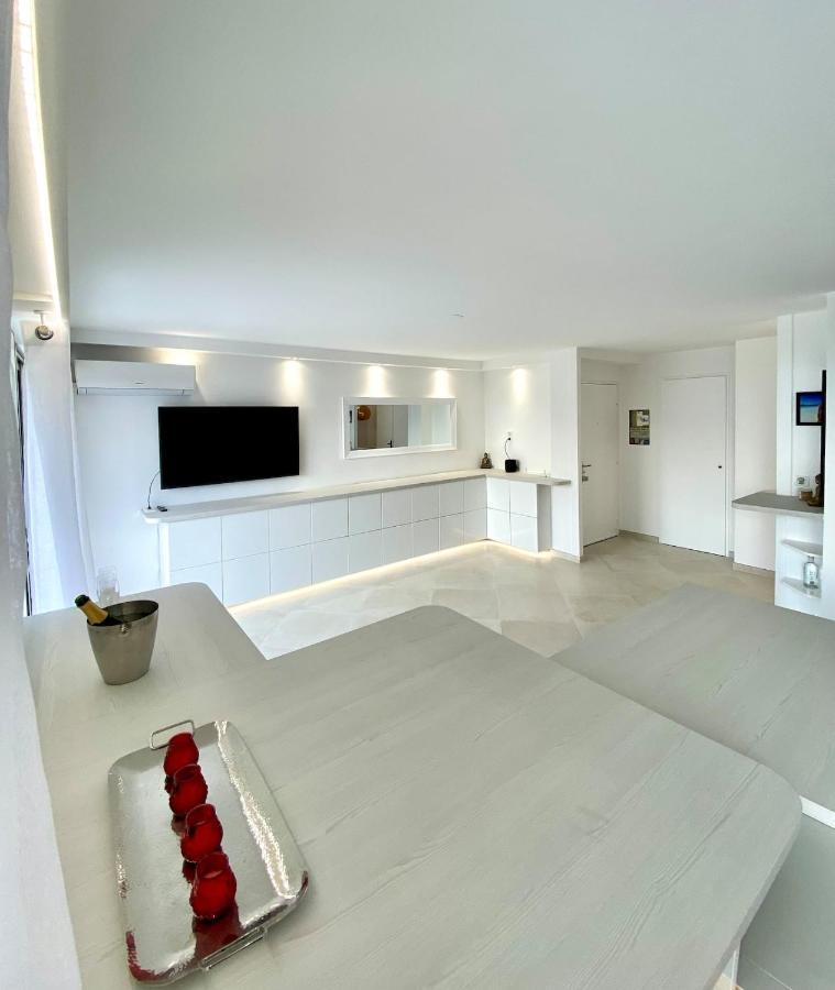 Appartement Luxe - 3 pièces avec vue mer, piscine et tennis Nice Extérieur photo