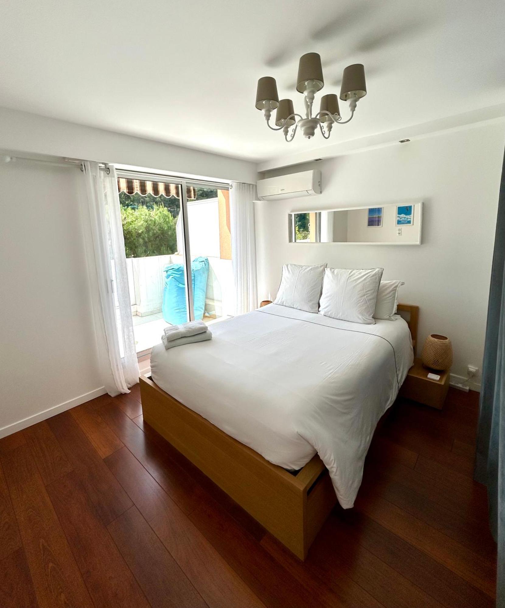 Appartement Luxe - 3 pièces avec vue mer, piscine et tennis Nice Extérieur photo