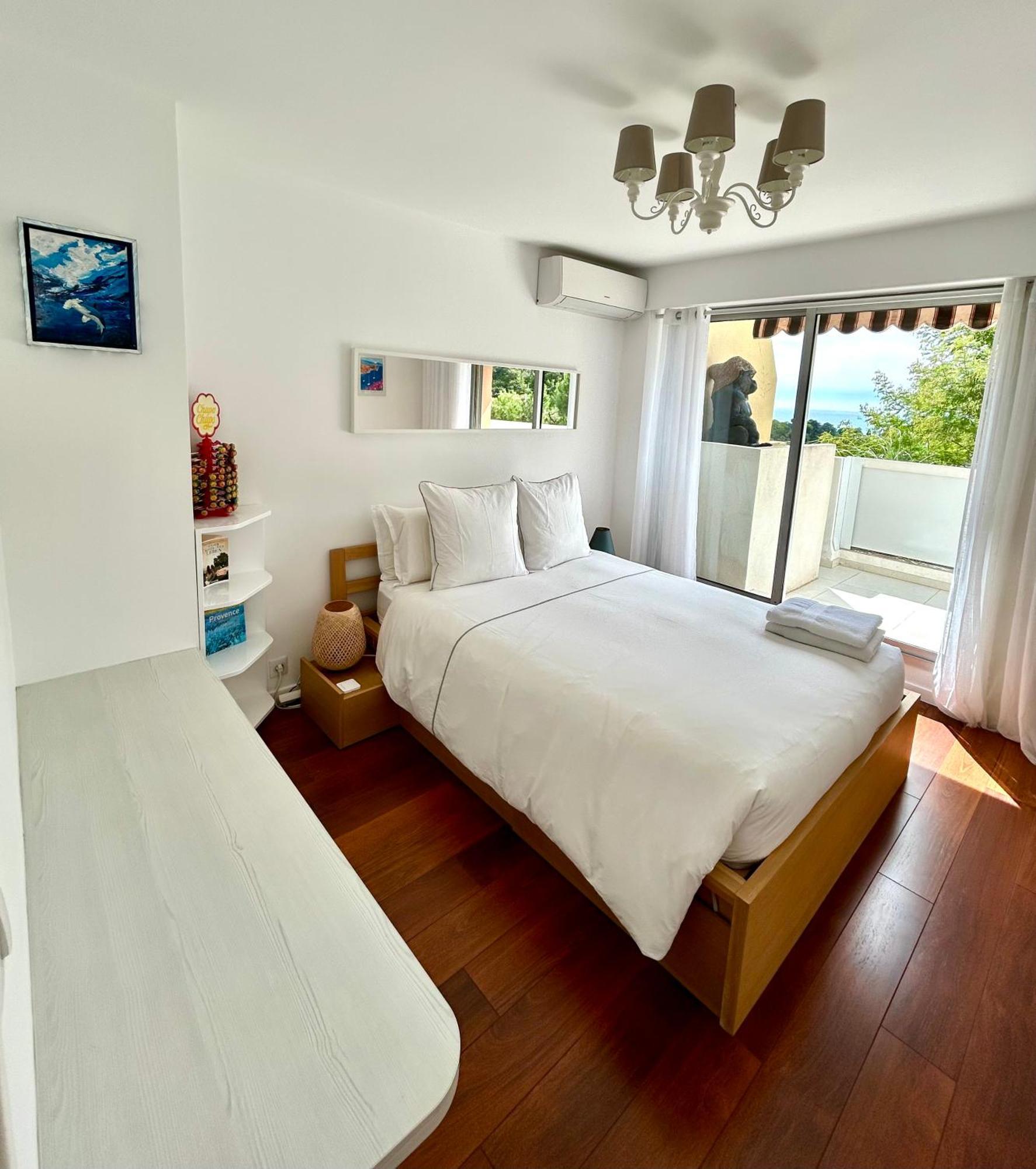 Appartement Luxe - 3 pièces avec vue mer, piscine et tennis Nice Extérieur photo